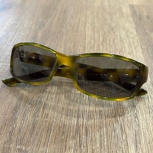 Authentic Gucci Tortoise Shell Art Deco Modern Made in Italy Sunglasses